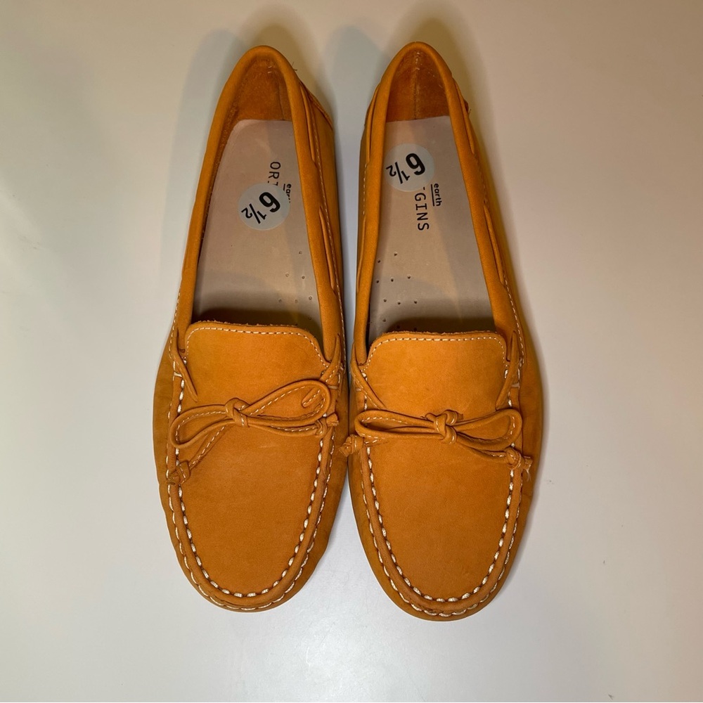 Earth Origins Leather Driving Moccasins Monarch Orange 6.5
